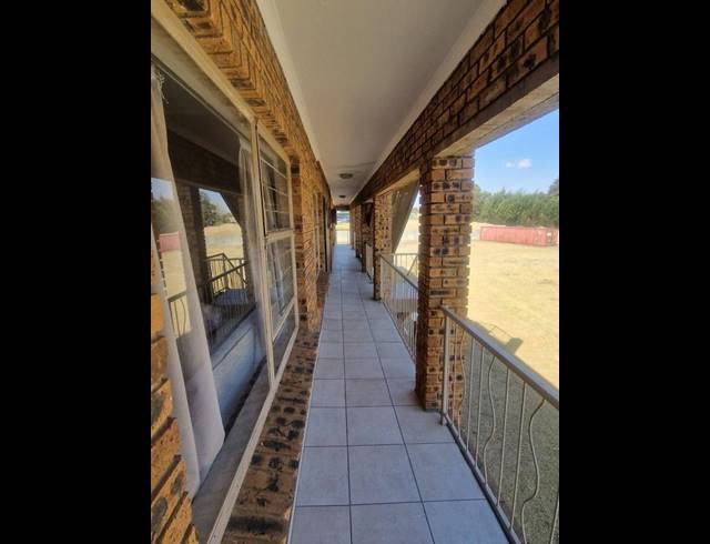 2 BEDROOM APARTMENT FOR SALE IN GREEN HILLS